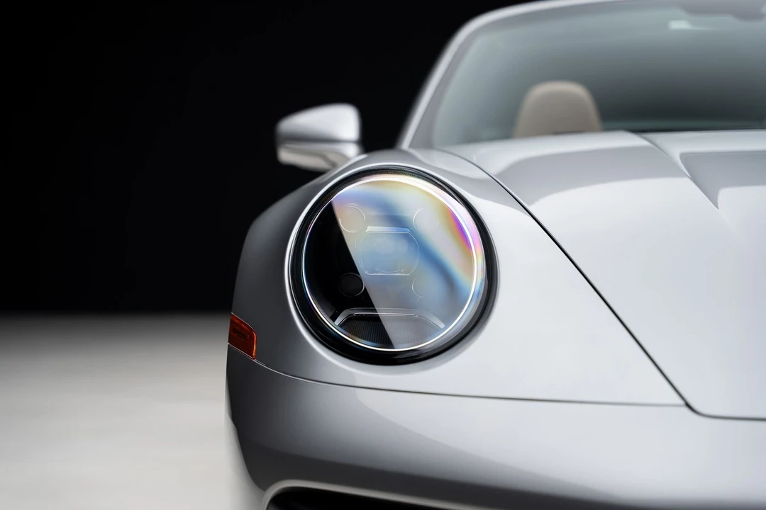 2023 Porsche 992 Targa 4 & 4S - Image 11 of 31