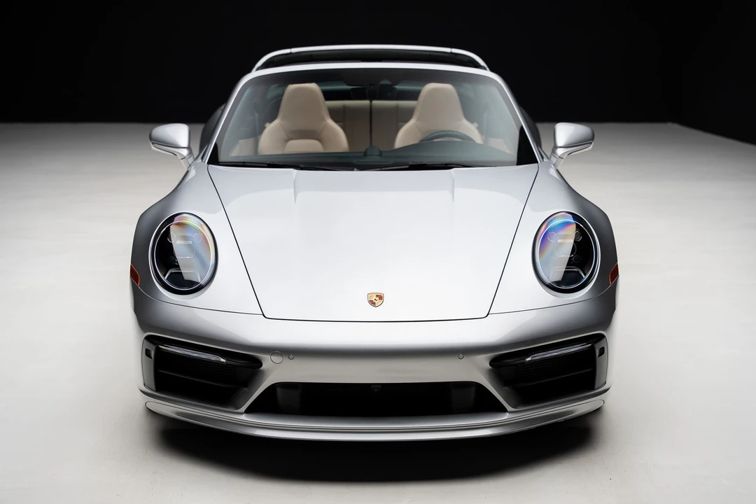 2023 Porsche 992 Targa 4 & 4S - Image 8 of 31