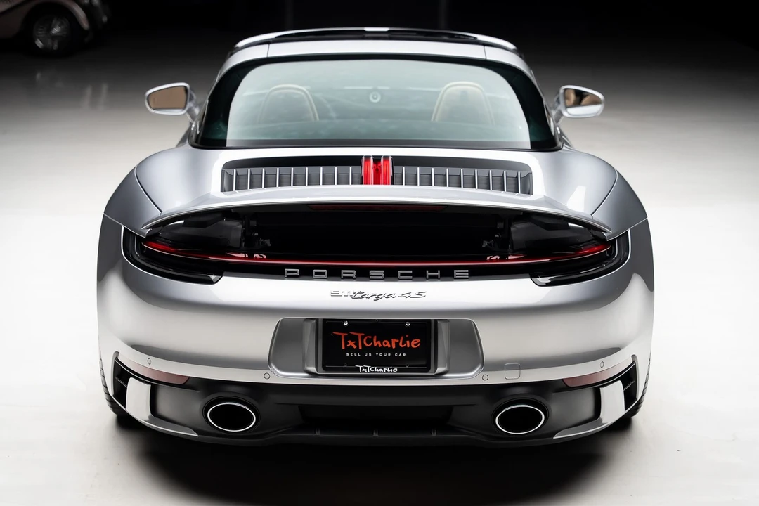 2023 Porsche 992 Targa 4 & 4S - Image 27 of 31
