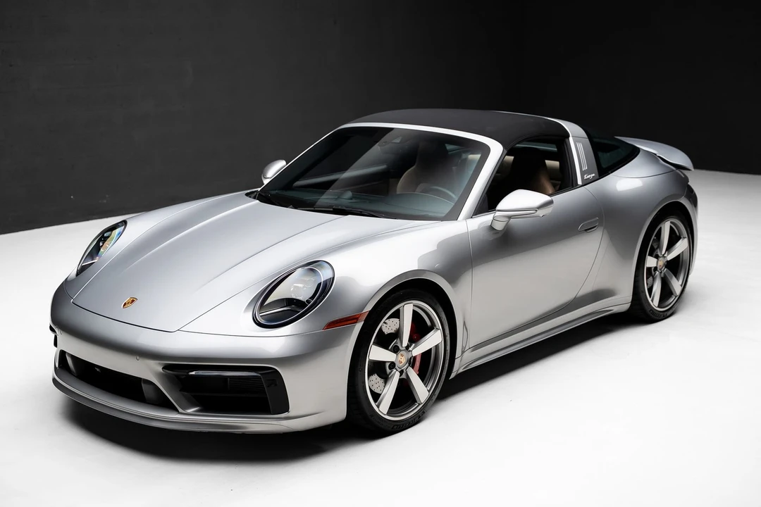 2023 Porsche 992 Targa 4 & 4S - Image 5 of 31