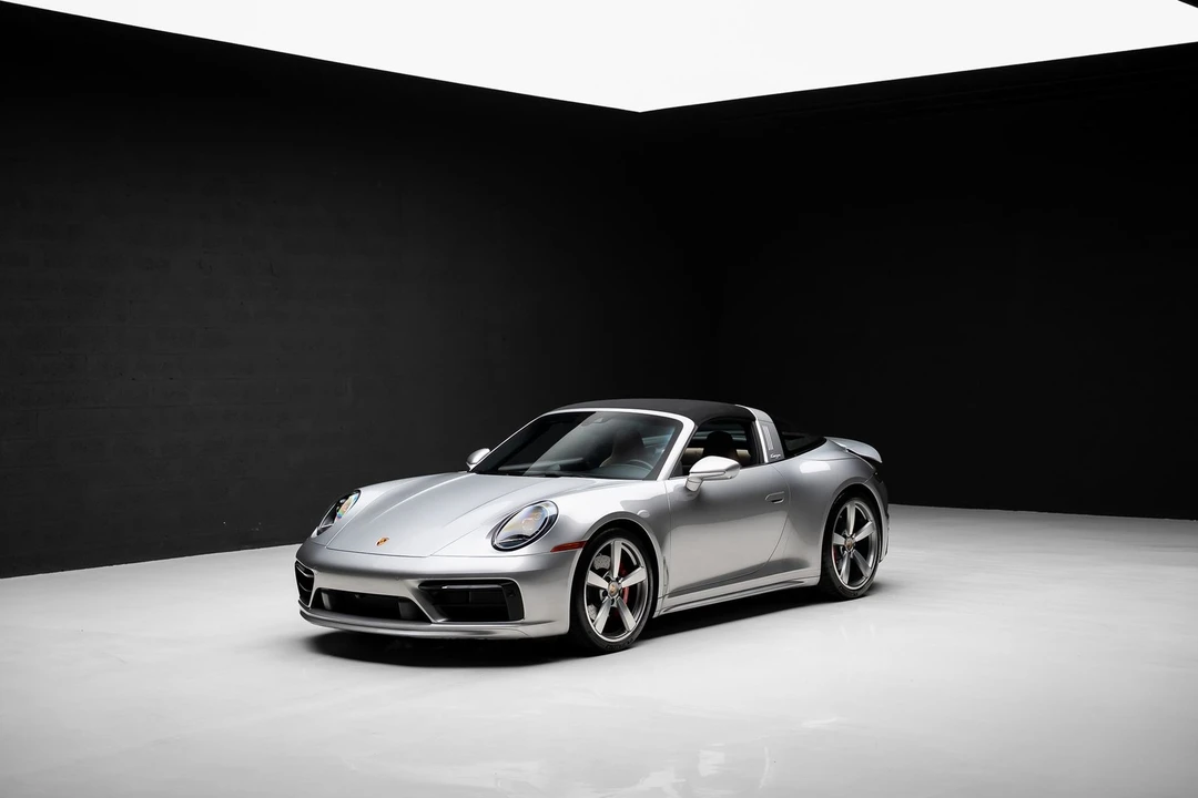 2023 Porsche 992 Targa 4 & 4S - Image 4 of 31