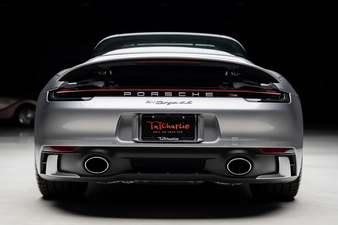 2023 Porsche 992 Targa 4 & 4S - Image 29 of 31