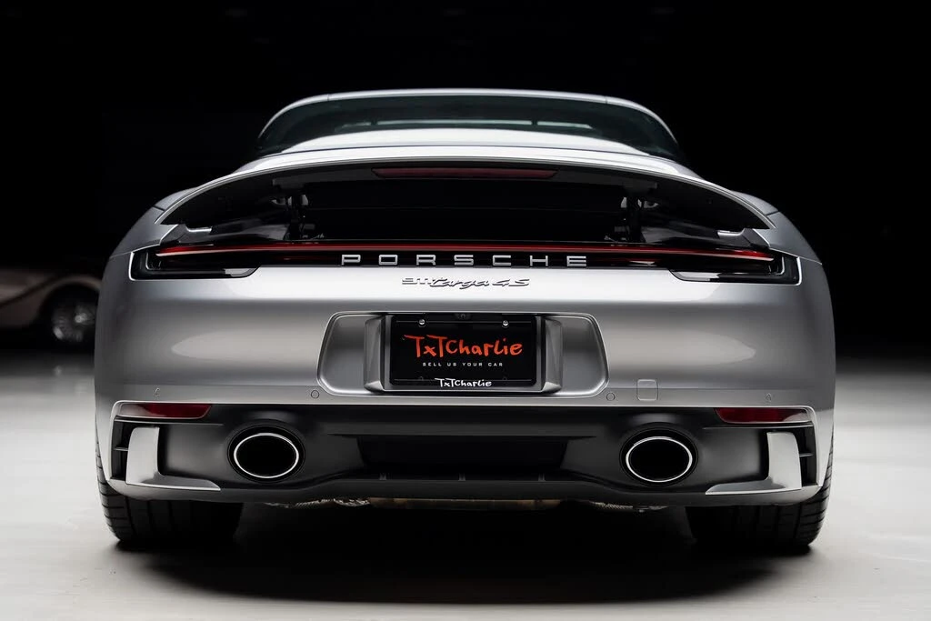 2023 Porsche 992 Targa 4 & 4S - Image 29 of 31