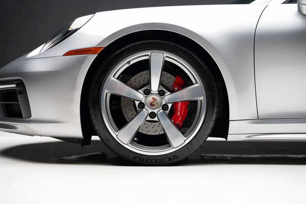 2023 Porsche 992 Targa 4 & 4S - Image 21 of 31