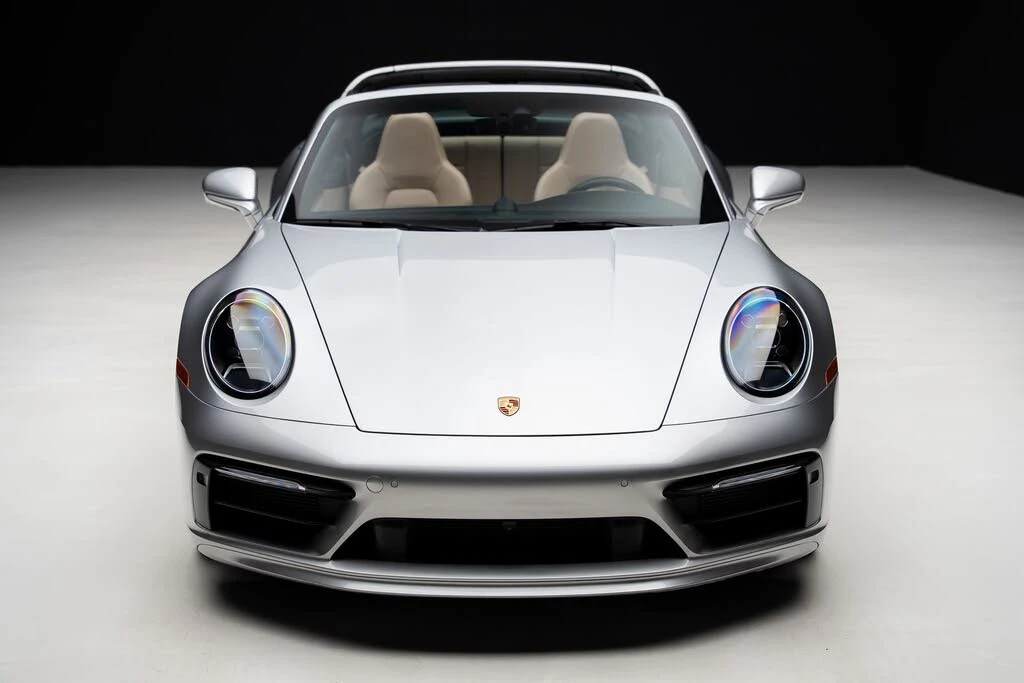 2023 Porsche 992 Targa 4 & 4S - Image 8 of 31