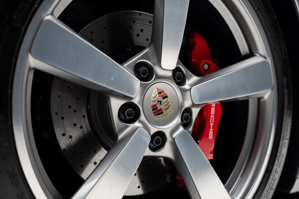 2023 Porsche 992 Targa 4 & 4S - Image 24 of 31