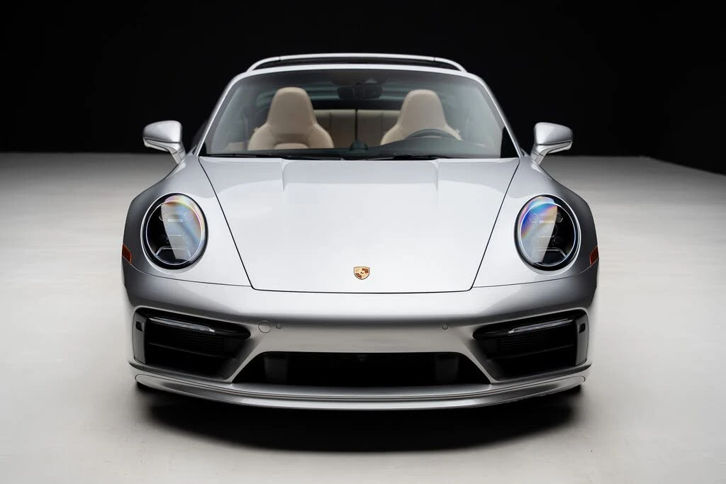 2023 Porsche 992 Targa 4 & 4S - Image 9 of 31