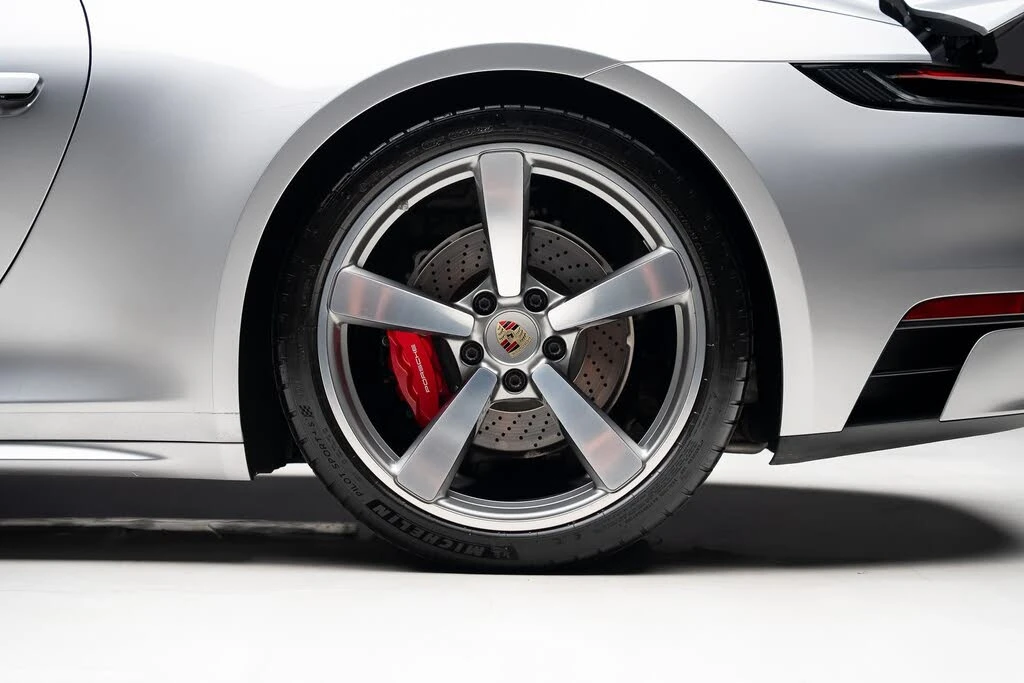 2023 Porsche 992 Targa 4 & 4S - Image 23 of 31