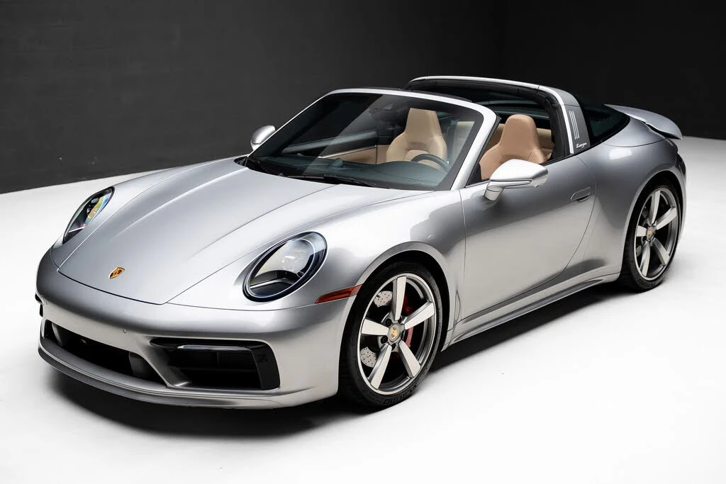 2023 Porsche 992 Targa 4 & 4S - Image 7 of 31