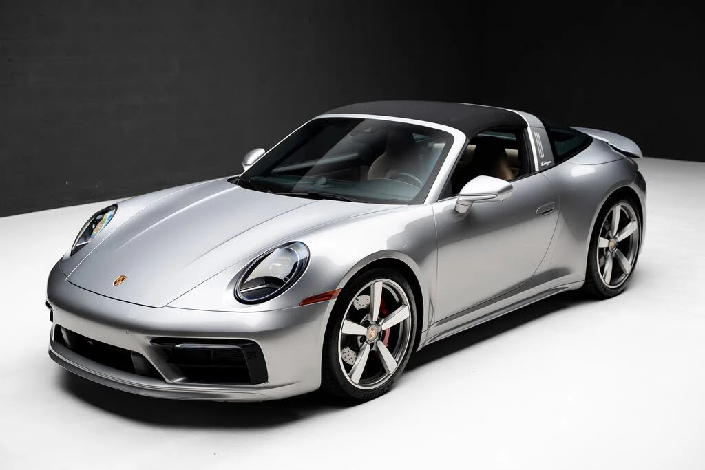 2023 Porsche 992 Targa 4 & 4S - Image 5 of 31