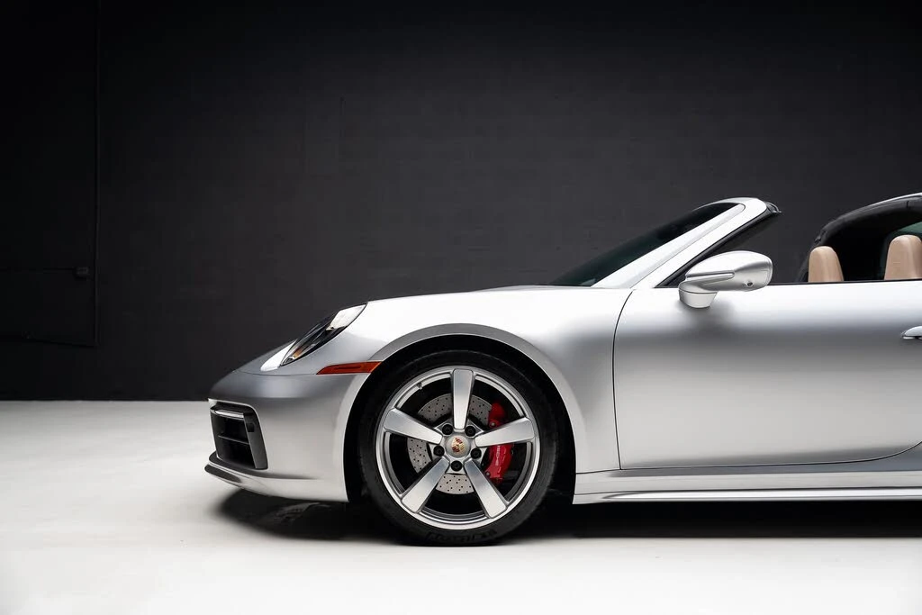 2023 Porsche 992 Targa 4 & 4S - Image 20 of 31
