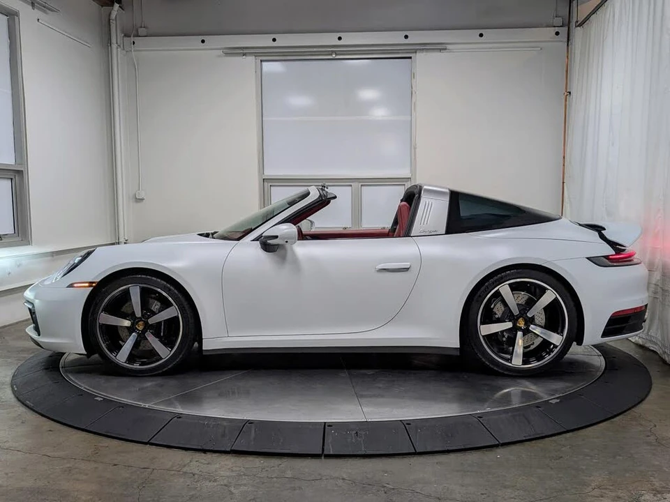 2023 Porsche 992 Targa 4 & 4S - Image 6 of 31