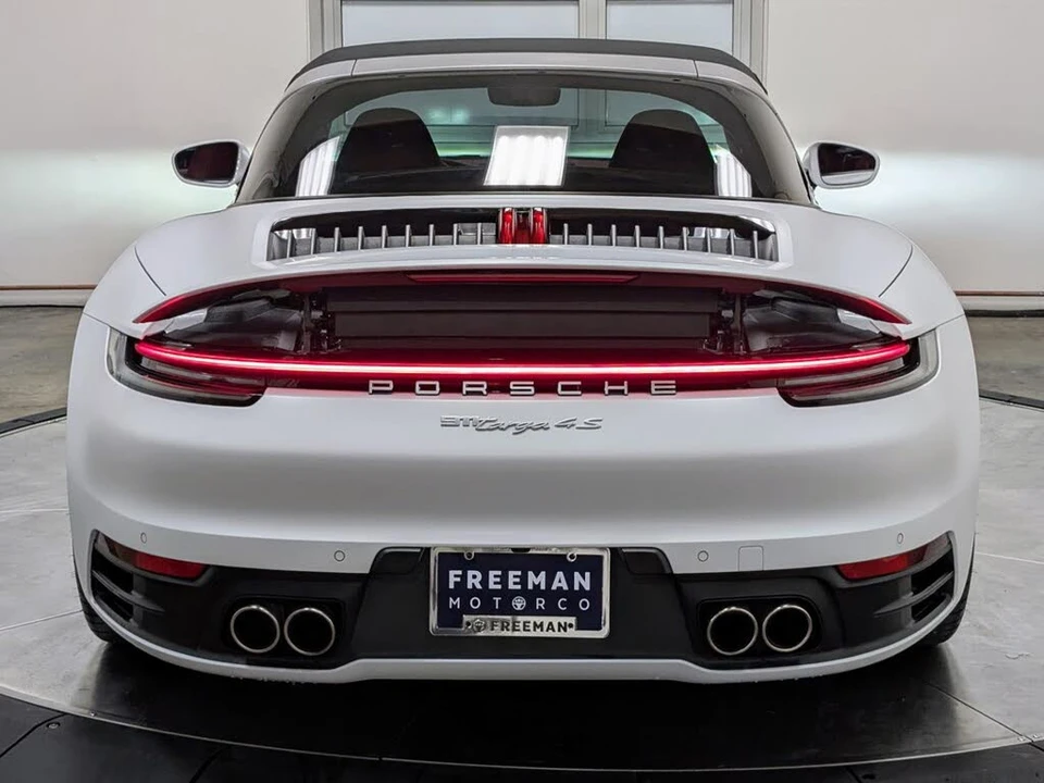 2023 Porsche 992 Targa 4 & 4S - Image 15 of 31