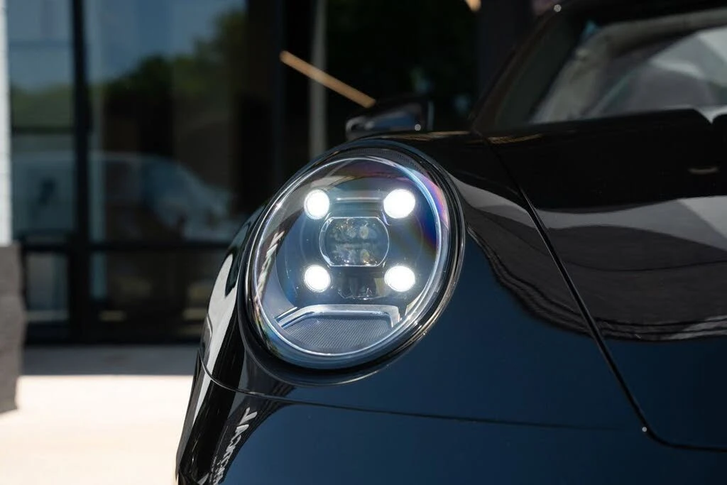 2023 Porsche 992 Targa 4 & 4S - Image 13 of 31