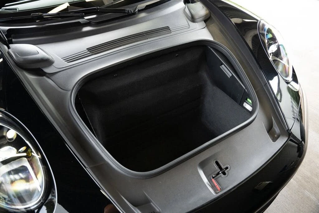2023 Porsche 992 Targa 4 & 4S - Image 19 of 31