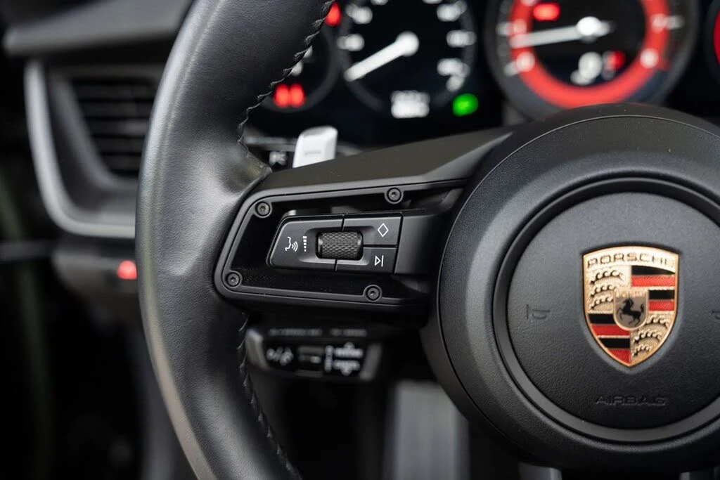 2023 Porsche 992 Targa 4 & 4S - Image 12 of 31