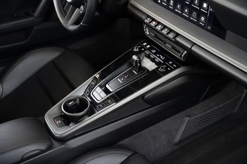 2023 Porsche 992 Targa 4 & 4S - Image 16 of 31