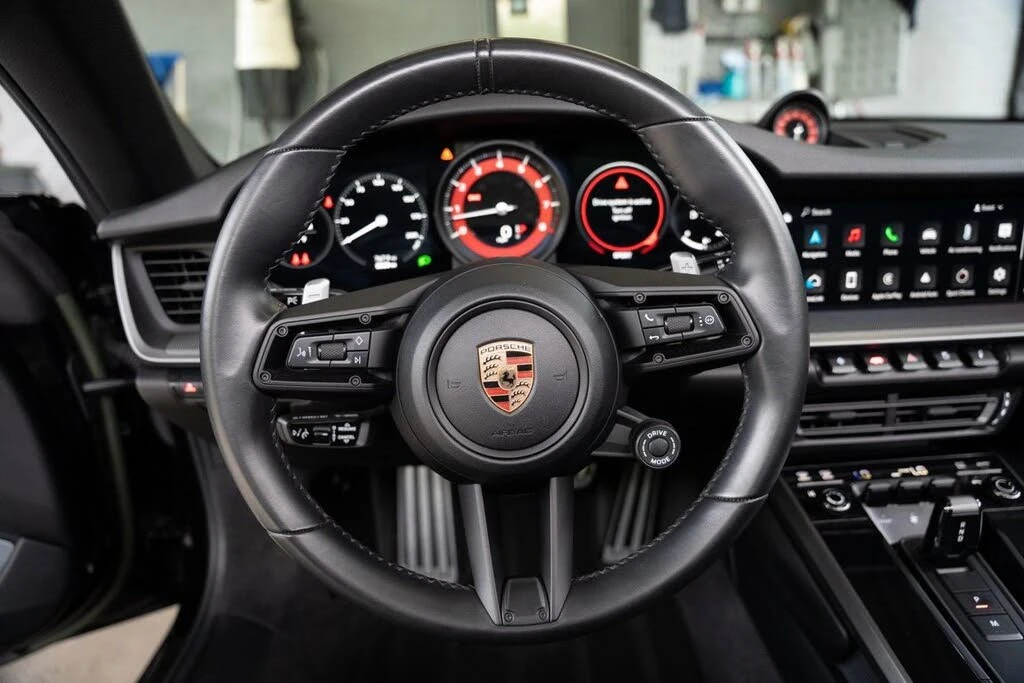 2023 Porsche 992 Targa 4 & 4S - Image 29 of 31