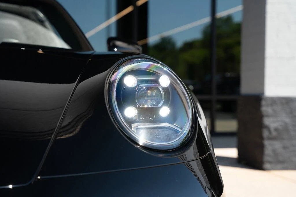 2023 Porsche 992 Targa 4 & 4S - Image 14 of 31