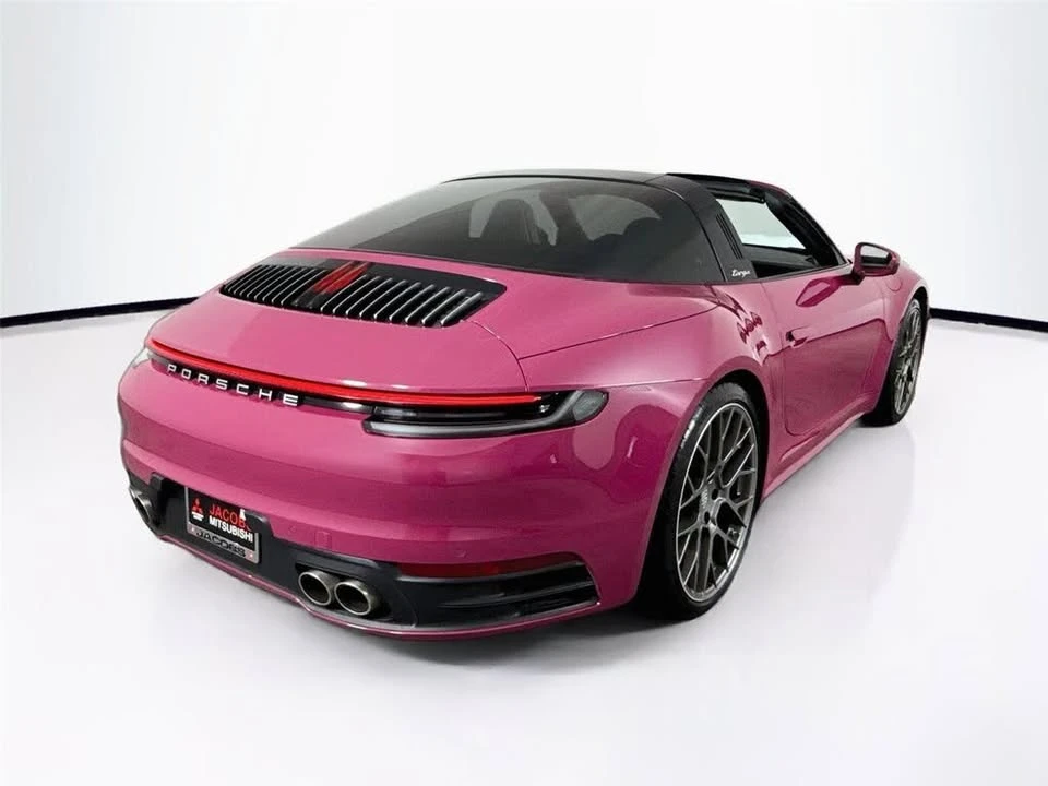 2023 Porsche 992 Targa 4 & 4S - Image 5 of 16