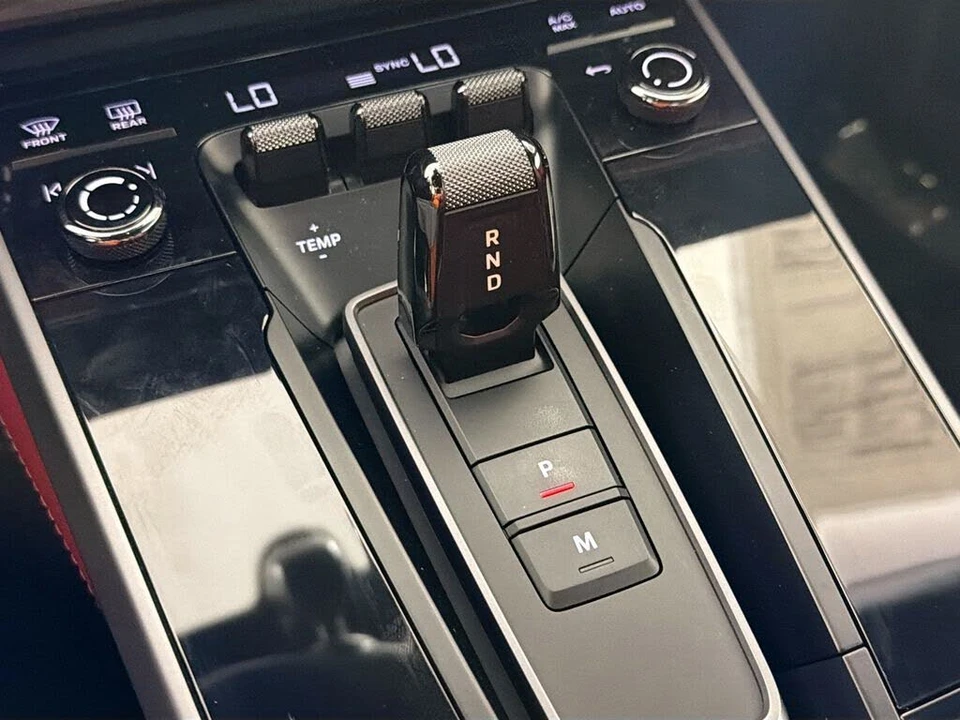 2023 Porsche 992 Targa 4 & 4S - Image 17 of 29