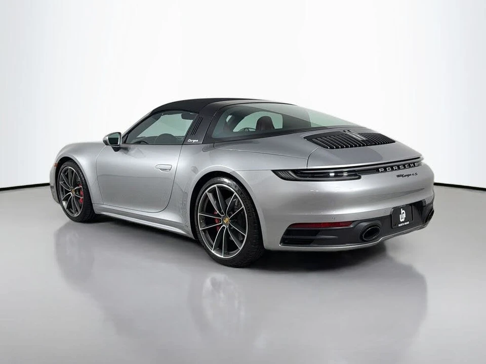 2023 Porsche 992 Targa 4 & 4S - Image 7 of 29