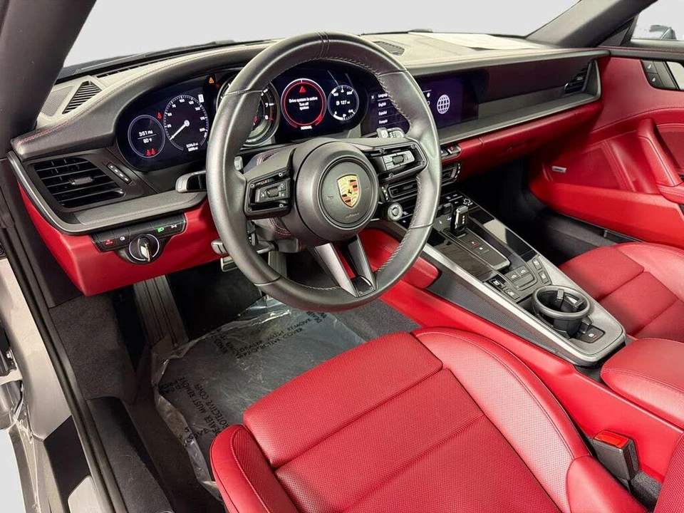 2023 Porsche 992 Targa 4 & 4S - Image 9 of 29