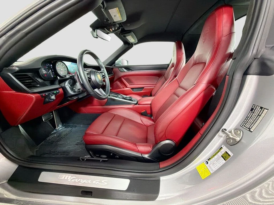 2023 Porsche 992 Targa 4 & 4S - Image 22 of 29