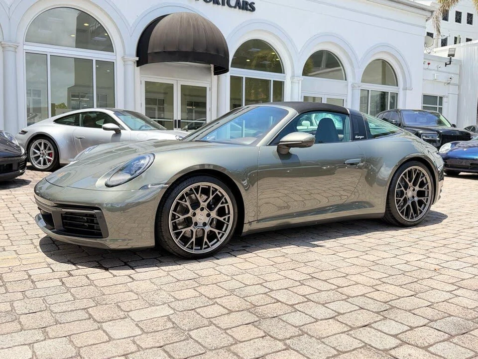 2023 Porsche 992 Targa 4 & 4S - Image 2 of 31