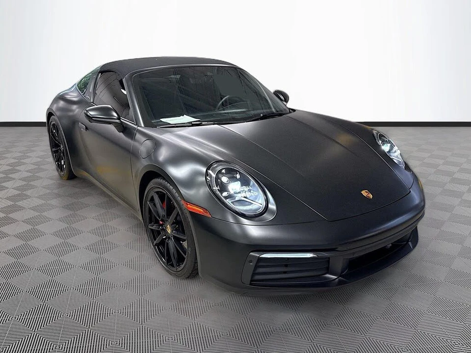 2023 Porsche 992 Targa 4 & 4S - Image 2 of 7