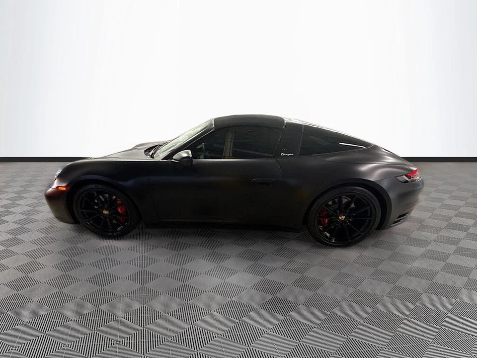 2023 Porsche 992 Targa 4 & 4S - Image 5 of 7