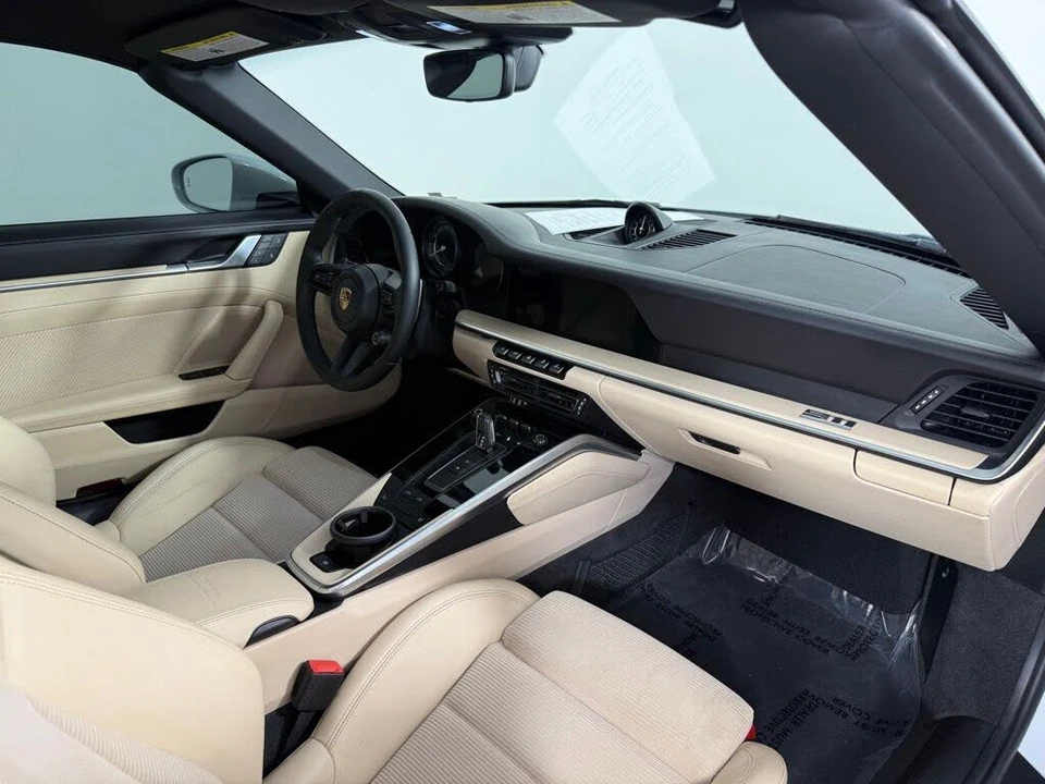 2023 Porsche 992 Targa 4 & 4S - Image 13 of 27