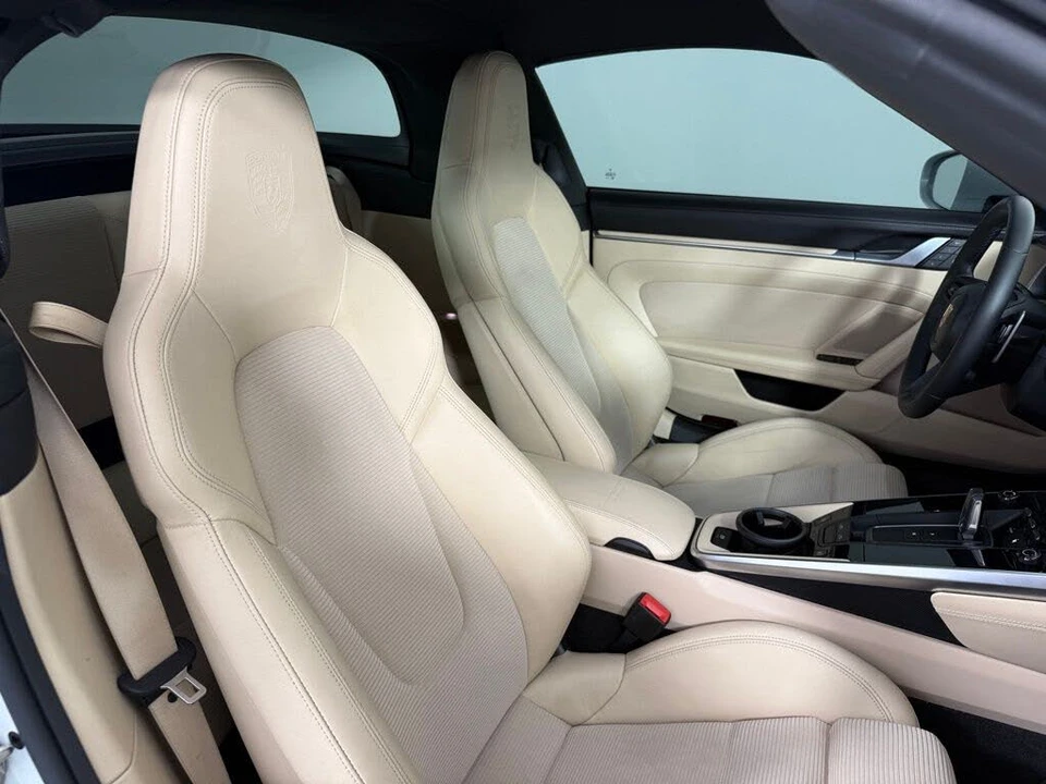 2023 Porsche 992 Targa 4 & 4S - Image 14 of 27