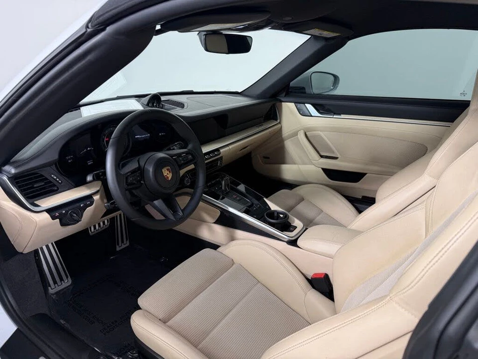 2023 Porsche 992 Targa 4 & 4S - Image 4 of 27