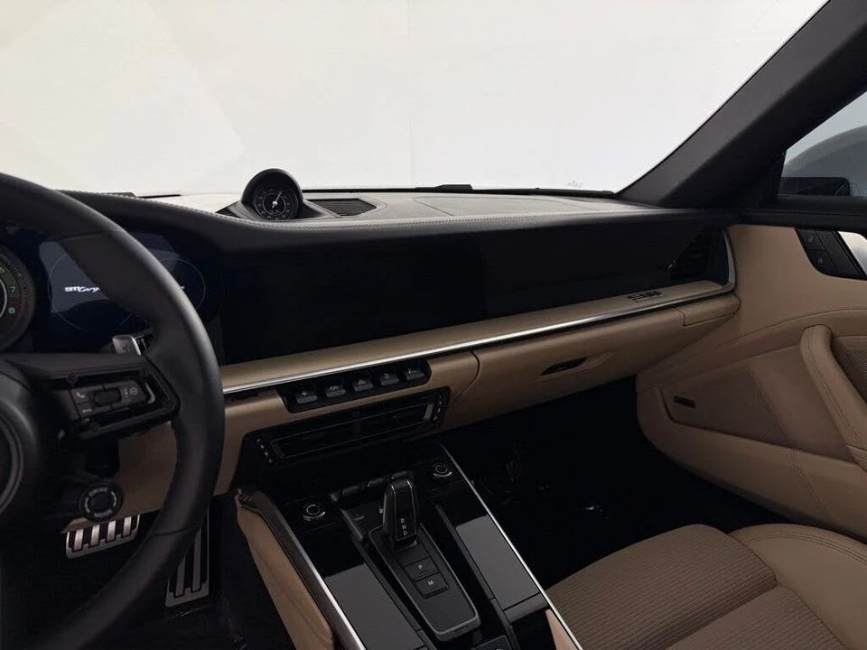 2023 Porsche 992 Targa 4 & 4S - Image 22 of 27