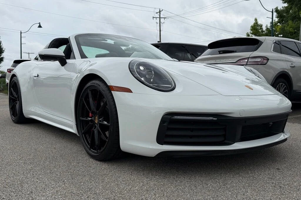 2023 Porsche 992 Targa 4 & 4S - Image 12 of 31