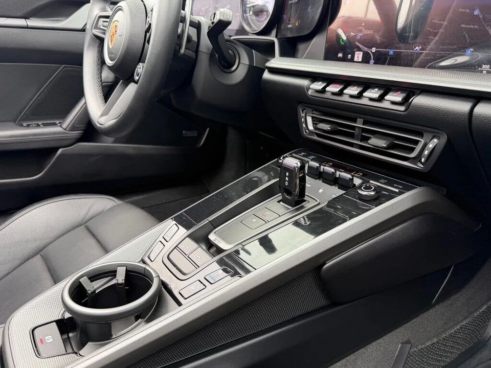 2023 Porsche 992 Targa 4 & 4S - Image 22 of 31