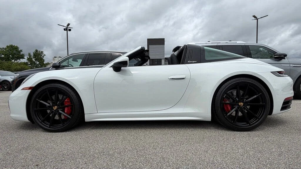 2023 Porsche 992 Targa 4 & 4S - Image 4 of 31