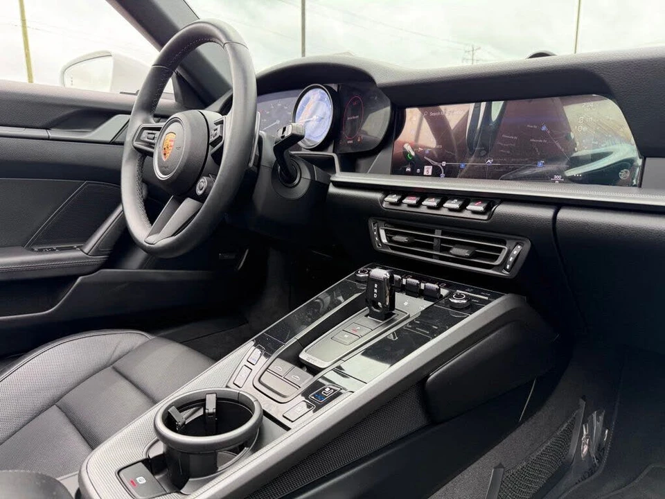 2023 Porsche 992 Targa 4 & 4S - Image 21 of 31