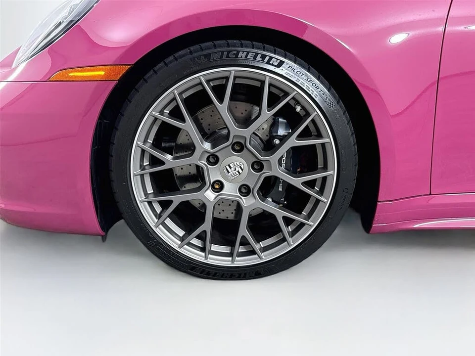 2023 Porsche 992 Targa 4 & 4S - Image 27 of 31