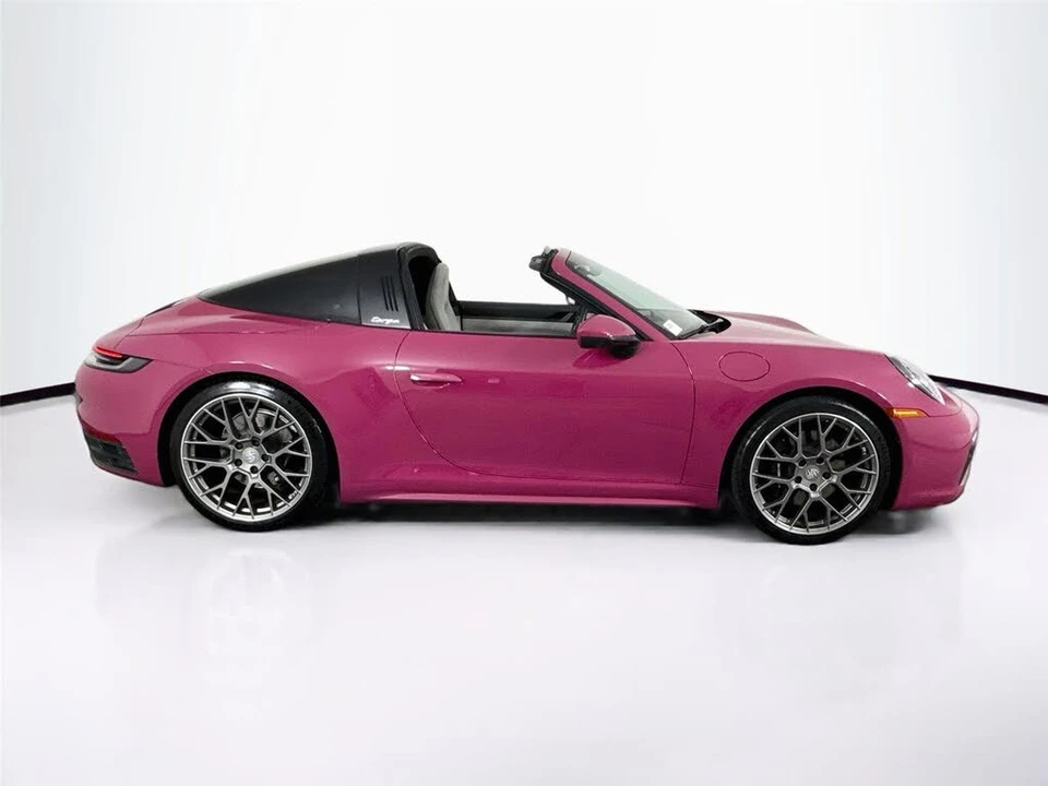 2023 Porsche 992 Targa 4 & 4S - Image 7 of 31