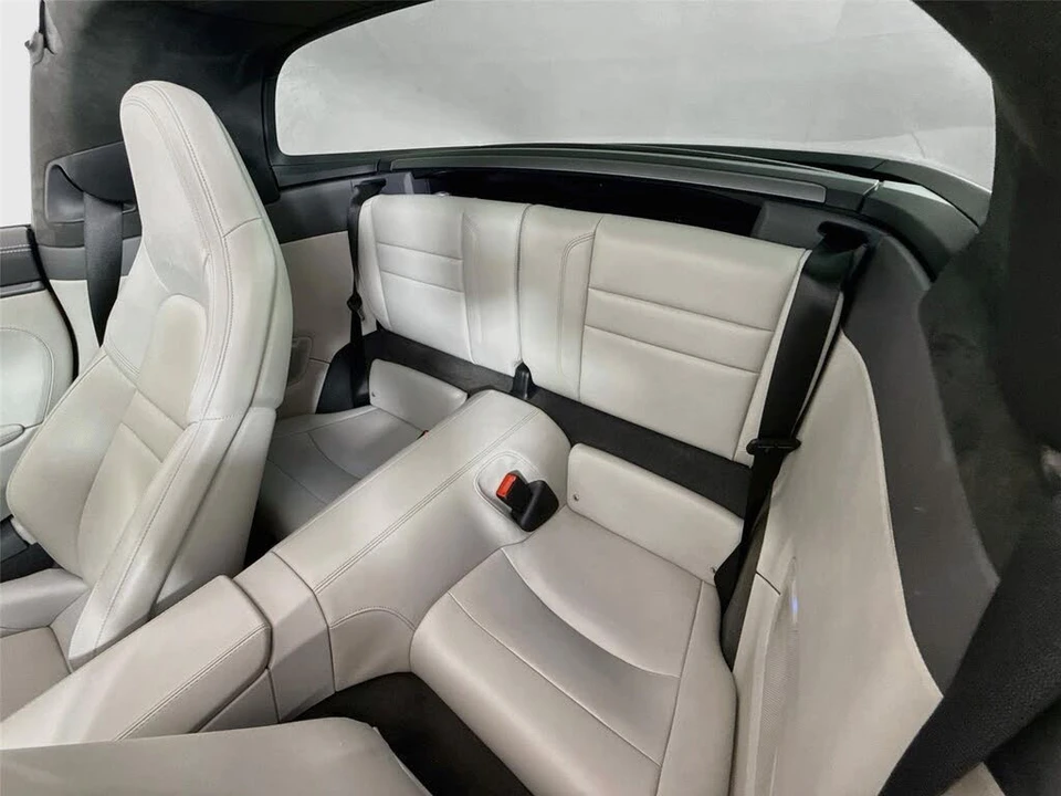 2023 Porsche 992 Targa 4 & 4S - Image 22 of 31