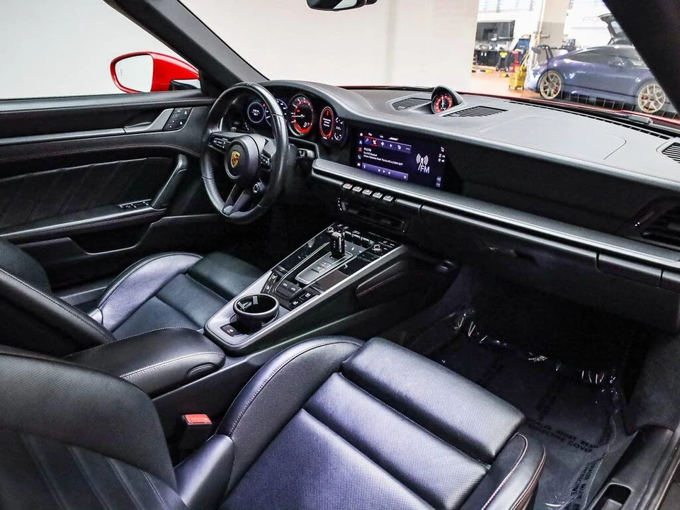 2023 Porsche 992 Targa 4 & 4S - Image 16 of 30