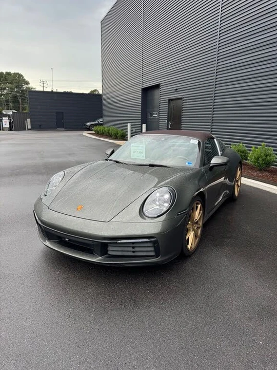 2023 Porsche 992 Targa 4 & 4S - Image 12 of 15