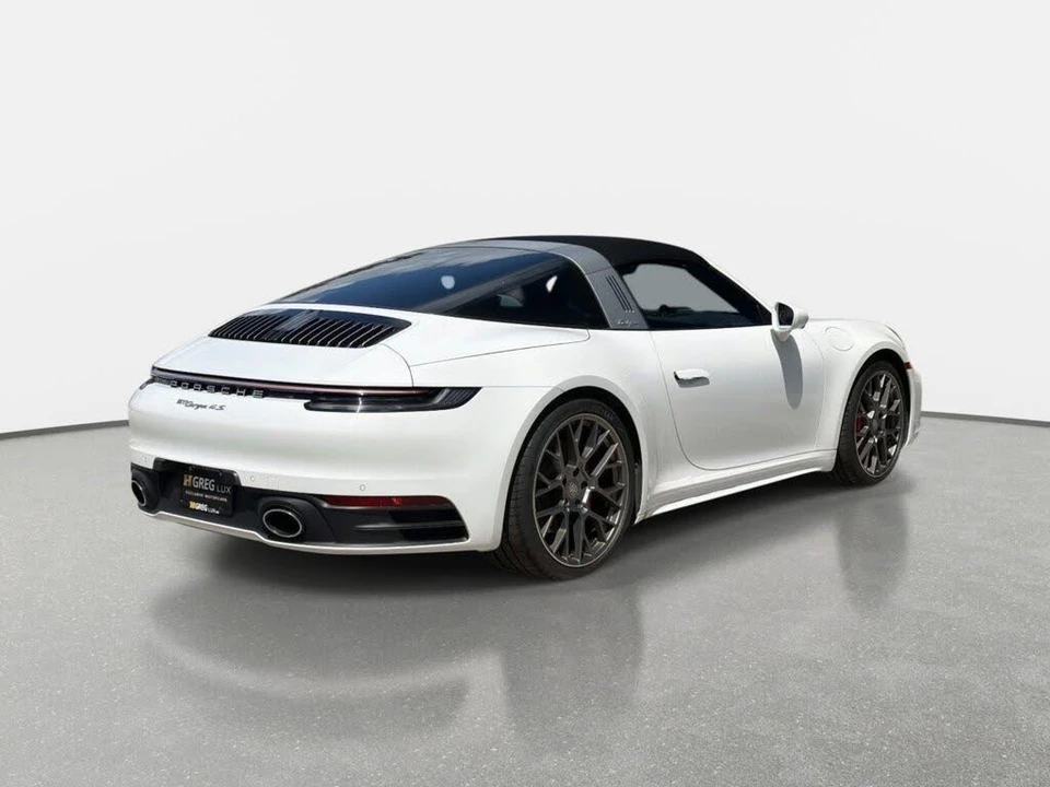 2023 Porsche 992 Targa 4 & 4S - Image 3 of 31