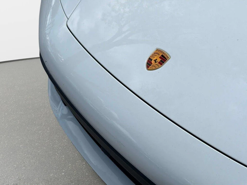 2023 Porsche 992 Targa 4 & 4S - Image 10 of 31