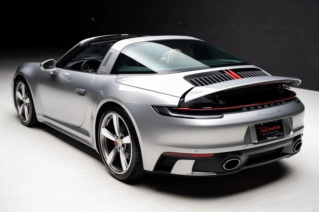 2023 Porsche 992 Targa 4 & 4S - Image 26 of 31