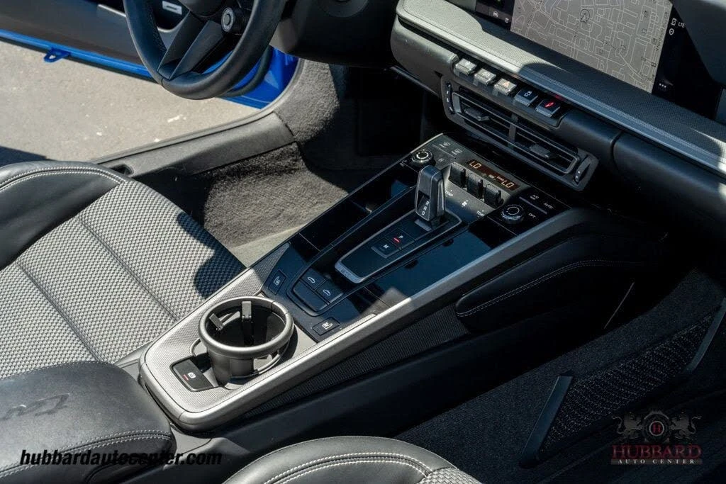 2023 Porsche 992 Carrera - Image 29 of 31