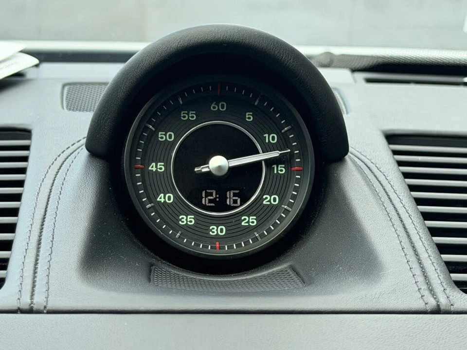 2023 Porsche 992 Targa 4 & 4S - Image 24 of 31