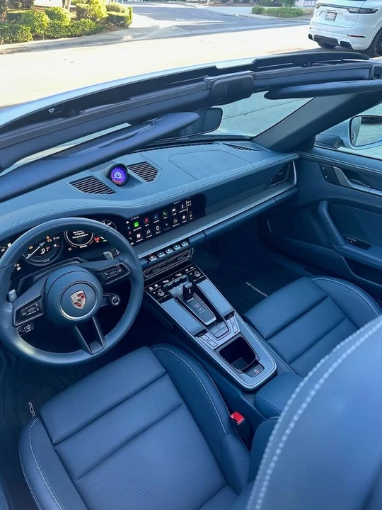 2023 Porsche 992 Targa 4 & 4S - Image 8 of 9